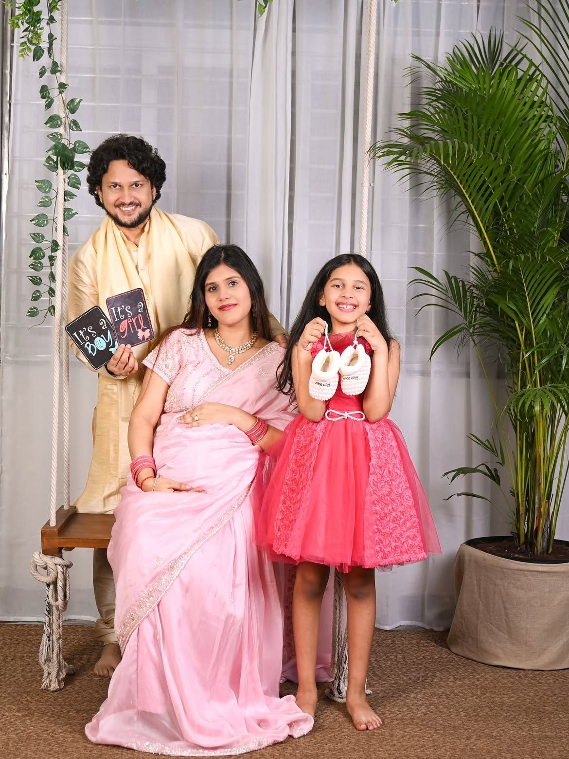 Maternity portrait — embracing motherhood