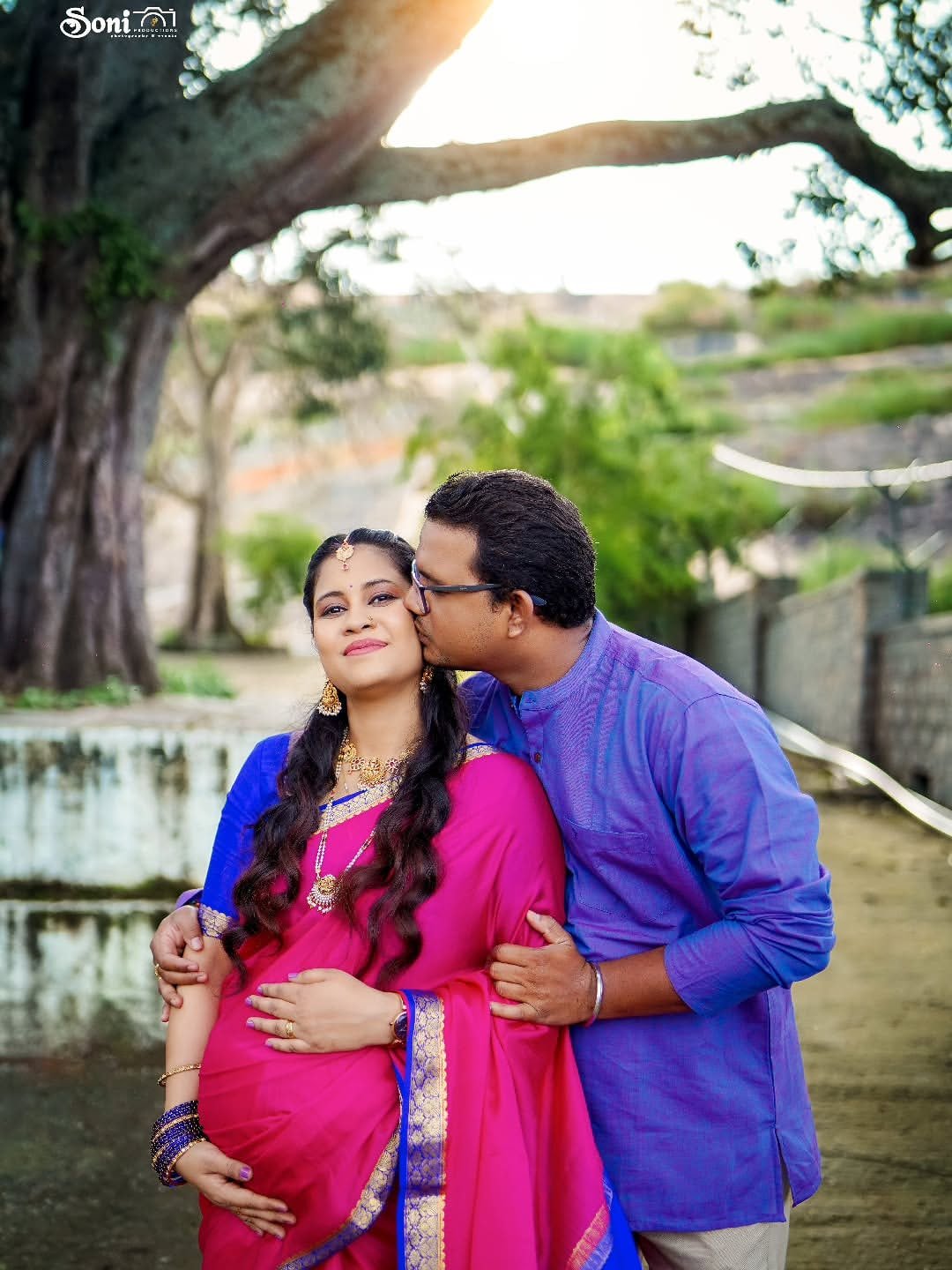 Maternity portrait with family love